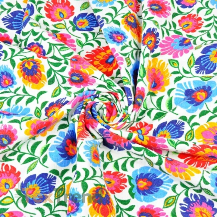 Flanell Łowicz-Muster auf weißem Hintergrund  