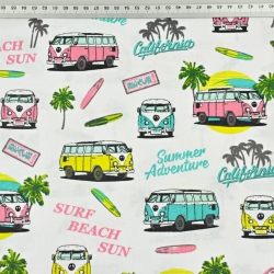 Baumwolle 100% türkis-gelb-rosa Gurkenautos auf weißem Hintergrund  