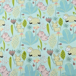 Baumwolle 100% Schweinchen mit Schafen auf der Wiese auf hellmintgrünem Hintergrund  