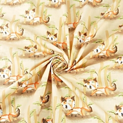 Baumwolle 100% Füchse in Bäumen auf beigem Hintergrund  