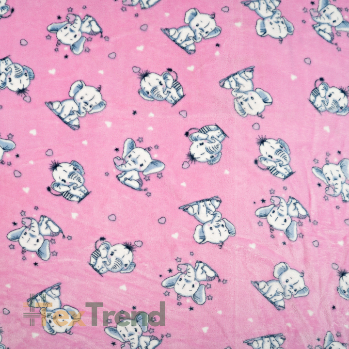 Fleece plus Elefanten auf rosa Hintergrund  