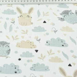 Baumwolle Tetra Eulen mit Hasen beige-grau auf weißem Hintergrund  