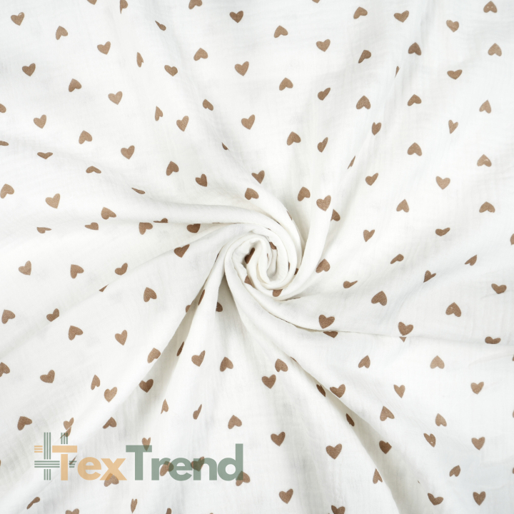 Bedruckter Double Gauze Musselin mit braunen Herzen