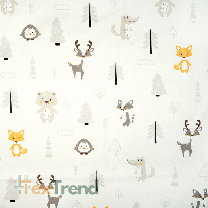 100% Baumwolle mit Tieren und Bäumen auf ecrufarbenem Hintergrund