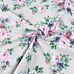 Baumwolle 100% rosa-dunkelblaue Blumensträuße mit grünen Blättern auf grauem Hintergrund  