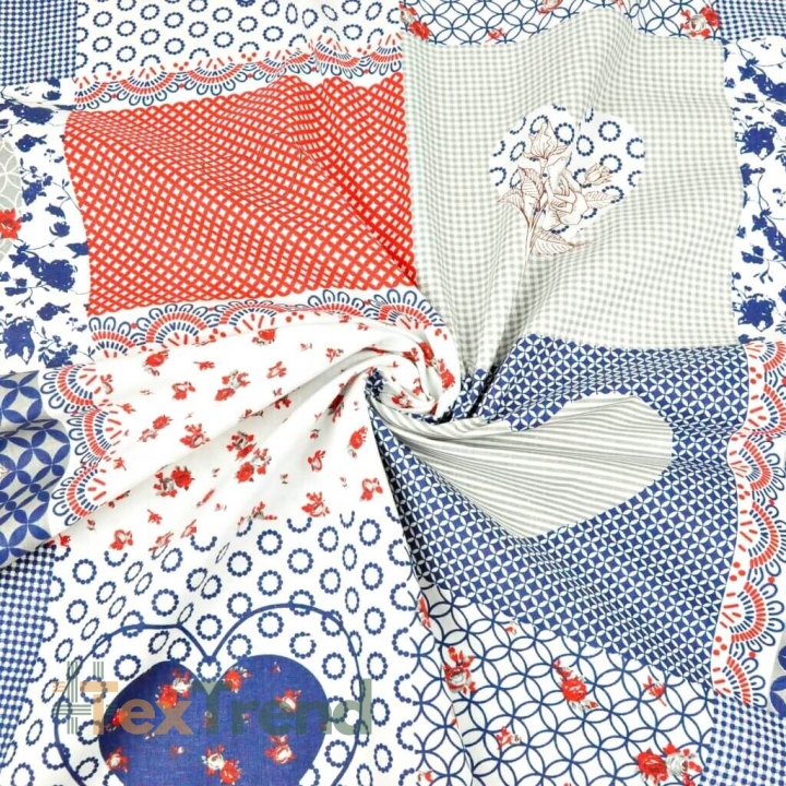 Baumwolle 100% Patchwork in Herzen weiß-blau-rot  