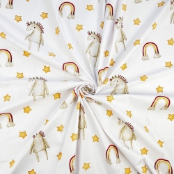 100% Baumwolle mit braunen Pferden und Regenbögen auf weißem Hintergrund  