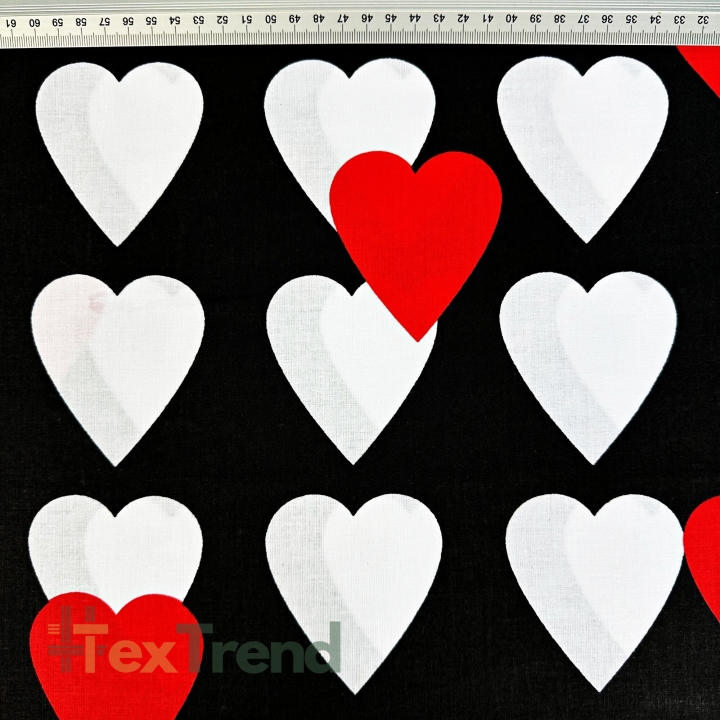 Baumwolle 100% große weiß-rote Herzen auf schwarzem Hintergrund  