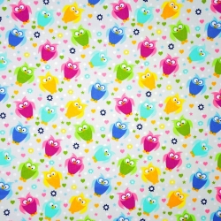 Baumwolle 100% kleine bunte Eulen auf grauem Hintergrund  