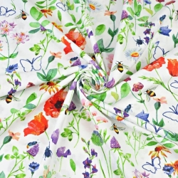Baumwolle 100% Wiese mit Insekten auf weißem Hintergrund  
