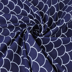 Baumwolle 100% weiße Schuppen auf navy Hintergrund  