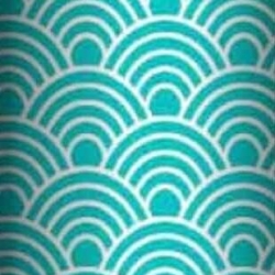 Baumwolle 100% geometrische Schuppen weiß auf türkisfarbenem Hintergrund  