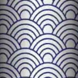 Baumwolle 100% geometrische Schuppen marineblau auf weißem Hintergrund  