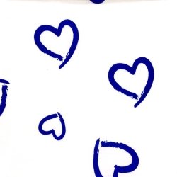Baumwolle 100% Herzumrisse blau auf weißem Hintergrund  