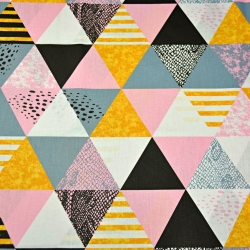 Baumwolle 100% gemusterte Dreiecke rosa-orange-schwarz  