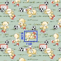 Baumwolle 100% Fußball spielende Bären auf grünem Hintergrund  