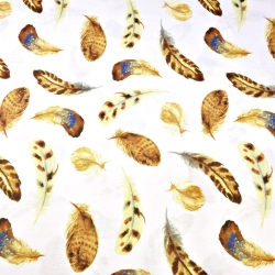 100% Baumwolle braune Federn auf weißem Hintergrund  