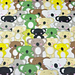 Baumwolle 100% Koala-Bären beige-grün auf weißem Hintergrund  