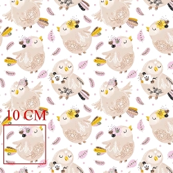 100% Baumwolle, beige Vögel mit rosa Federn auf weißem Hintergrund  