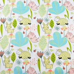 Baumwolle 100% Schweinchen mit Schafen auf der Wiese auf weißem Hintergrund  