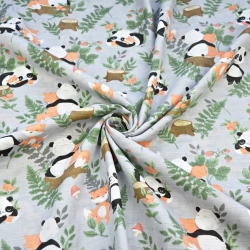 Baumwoll-Musselin mit Pandas und Füchsen auf grauem Hintergrund  