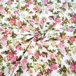Baumwolle 100% rosa-beige Rosenblüten auf weißem Hintergrund - 220 cm  