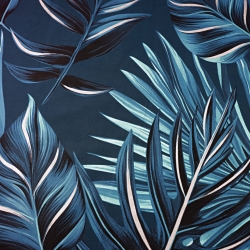 Baumwollsatin mit großem blauen Blattmuster und Glitzer  