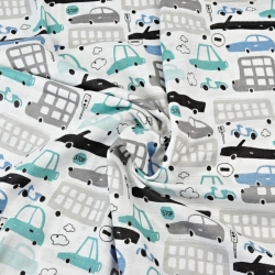 Baumwoll-Musselin grau-türkisfarbene Autos auf weißem Hintergrund  