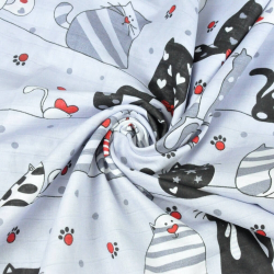 Baumwoll-Musselin verrückte Katzen mit roten Streifen auf grauem Hintergrund  