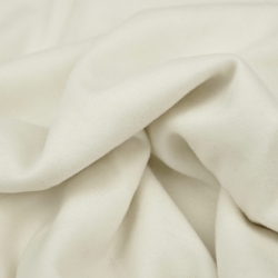 cremefarbener Velours  