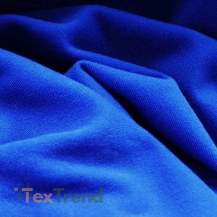 saphirblauer Velours  