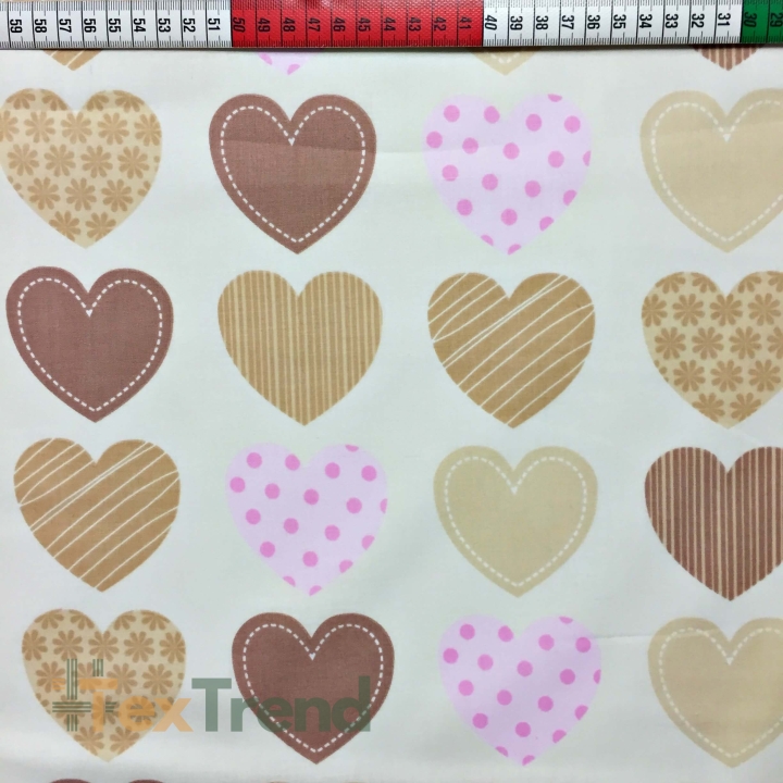 Baumwolle 100% Herzen gemustert beige auf ecrufarbenem Hintergrund  