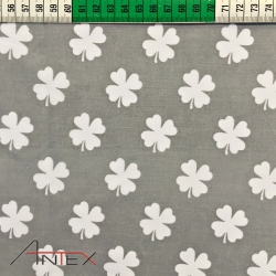 Baumwolle 100% Weiße Kleeblätter auf grauem Hintergrund  