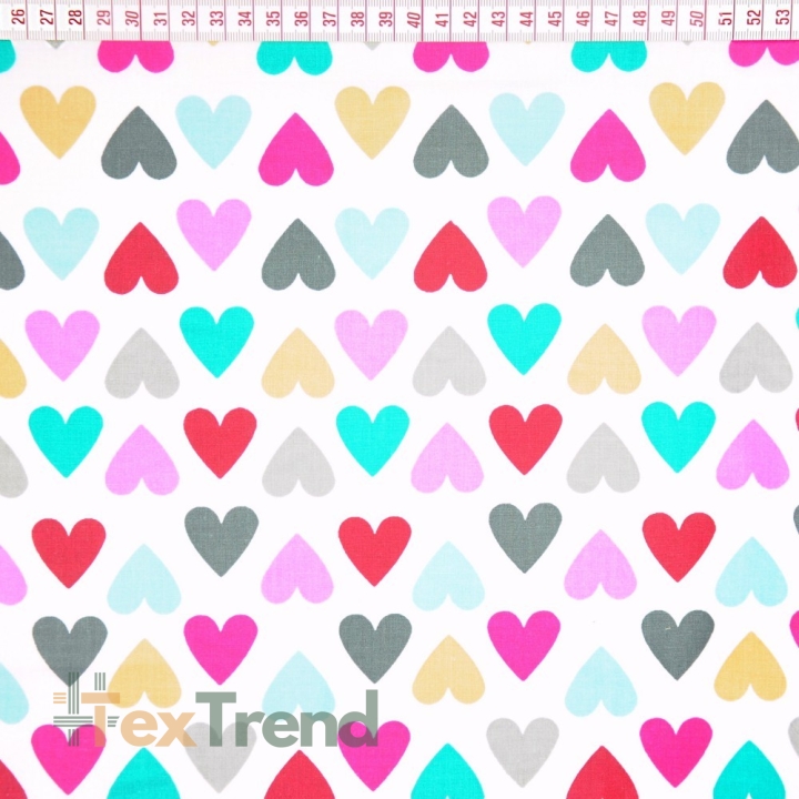 Baumwolle 100% Bunte Herzen auf weißem Hintergrund  