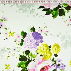 Baumwolle 100% rosa-grüne Blumensträuße auf weißem Hintergrund  