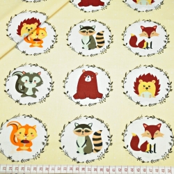 Baumwolle 100% Tiere im Kreis auf cremefarbenem Hintergrund  