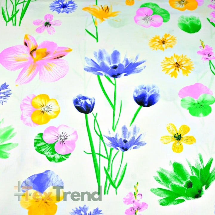 Baumwolle 100% Frühlingsblumen auf weißem Hintergrund  