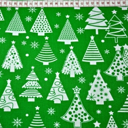 Baumwolle 100% Weihnachtsmuster Tannenbäume mit Kugeln auf grünem Hintergrund  