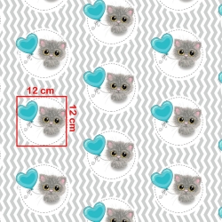 Baumwolle 100% Katzen mit türkisfarbenem Ballon auf weiß-grauem Zickzack-Hintergrund  