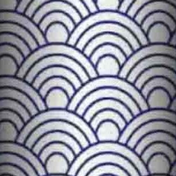 Baumwolle 100% geometrische Schuppen marineblau auf weißem Hintergrund  