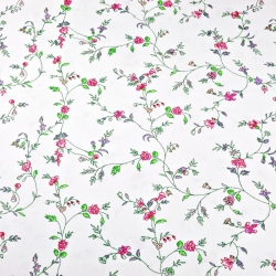 Baumwolle 100% Blumen von Winde und rosa Nelken auf weißem Hintergrund  