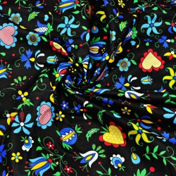 Baumwolle 100% Kaschubisches Muster blau auf schwarzem Hintergrund  