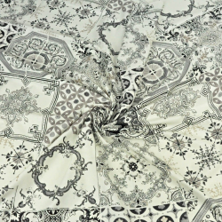 Baumwolle 100% Patchwork Ornament schwarz auf ecrufarbenem Hintergrund - 220cm  