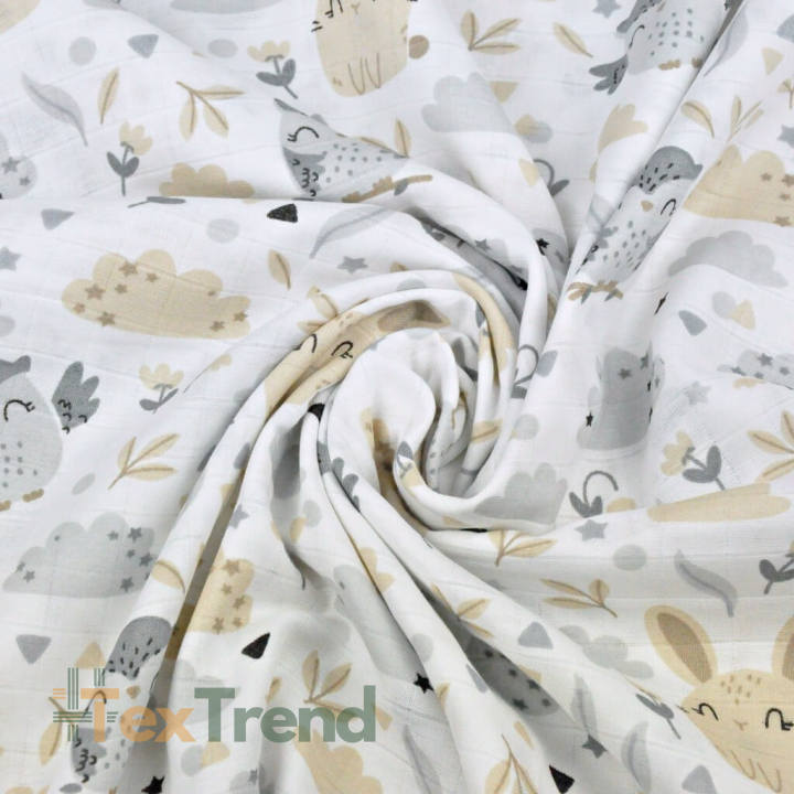 Baumwoll-Musselin - Eulen mit Kaninchen in beige-grau auf weißem Hintergrund  