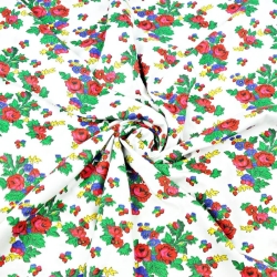 100% Baumwolle - Krakauer Muster auf weißem Hintergrund  