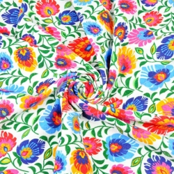 Flanell Łowicz-Muster auf weißem Hintergrund  