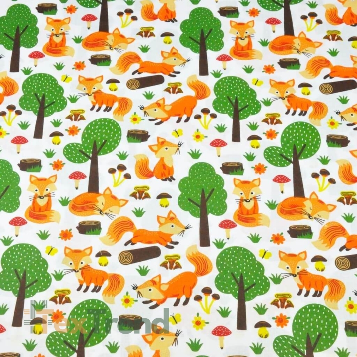 100% Baumwolle Füchse im Wald auf weißem Hintergrund  