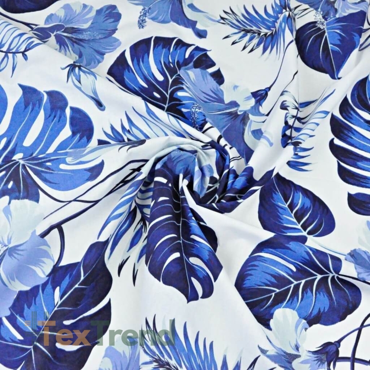 Baumwolle 100% Blätter mit Hibiskusblüte blau auf weißem Hintergrund  