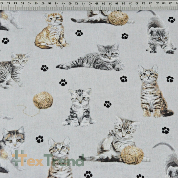 Baumwolle 100% beige-weiße Katzen auf hellgrauem Hintergrund  