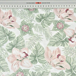 Baumwolle 100% Orchideenblüten mit Salbeiblättern auf weißem Hintergrund  